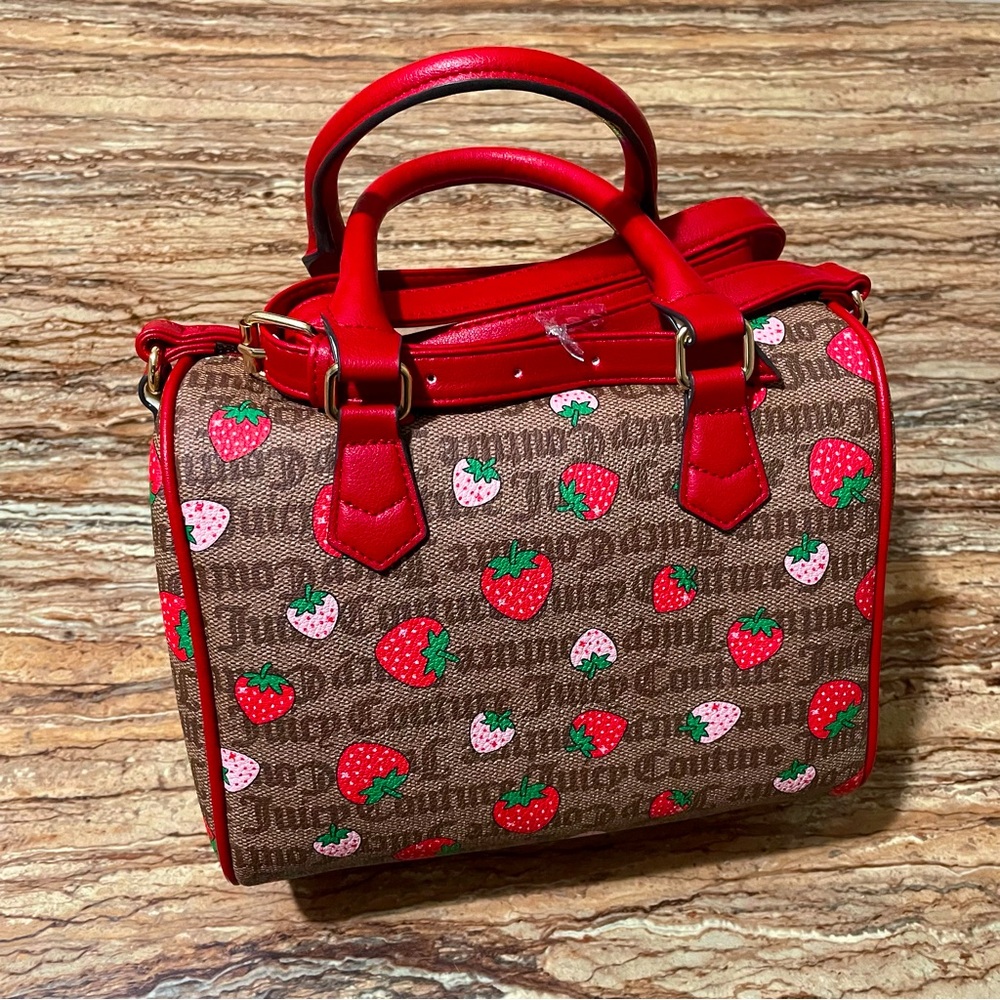 Juicy Couture - Picture 7 of 11